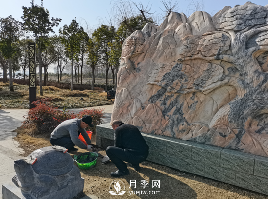 南陽白河國家城市濕地公園管理處：維護(hù)設(shè)施迎新年(圖1)